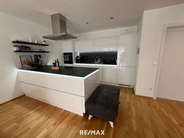 Immobilie in Theresienfeld - Traumhaftes Wohngefühl - top ausgestattetes Haus mit gemütlicher Terrasse, Garten und 2 Autoabstellplätzen! - Bild 3