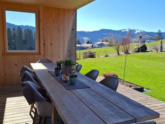 Immobilie in Alberschwende - Freistehendes Holzhaus mit Aussicht über den Bregenzerwald - Bild 2
