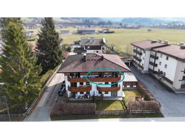 Immobilie in Kössen - Charmante 2 Zimmer Wohnung in Kössen mit Garage und 2 Balkonen - Bild 0