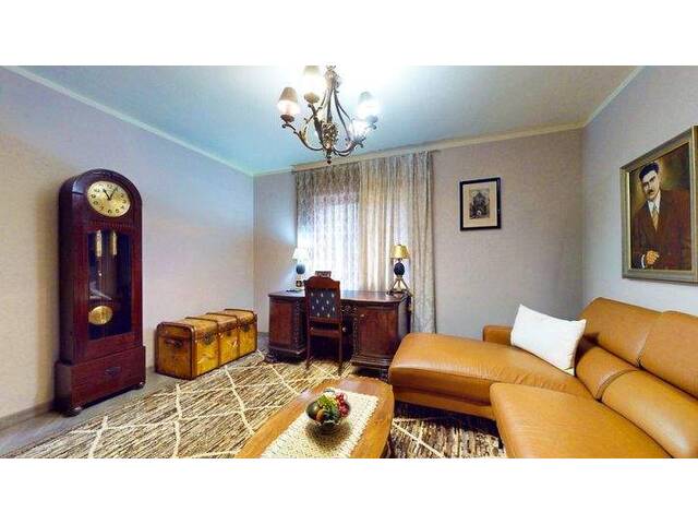 Immobilie in Hüttenberg - Großzügiges Wohnhaus mit zwei vollwertigen Wohnebenen in ruhiger Naturlage - ideal für Familie oder Mehrgenerationenwohnen - Bild 2