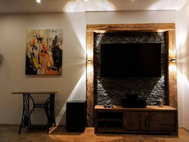 Immobilie in Möllbrücke - Hochwertig renovierte 3‑Zimmer‑Eigentumswohnung mit Balkon, Markenküche, Parkplatz, Gartenanlage - Bild 0