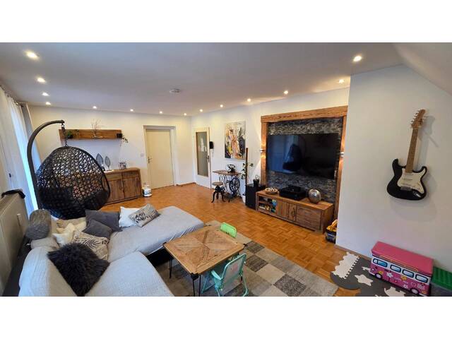 Immobilie in Möllbrücke - Hochwertig renovierte 3‑Zimmer‑Eigentumswohnung mit Balkon, Markenküche, Parkplatz, Gartenanlage - Bild 1