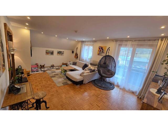 Immobilie in Möllbrücke - Hochwertig renovierte 3‑Zimmer‑Eigentumswohnung mit Balkon, Markenküche, Parkplatz, Gartenanlage - Bild 2