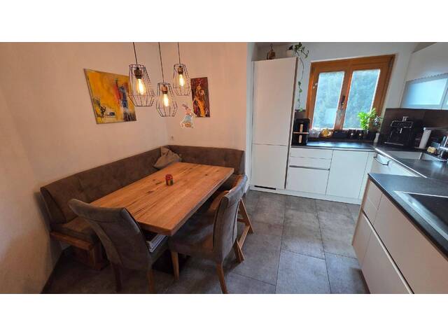 Immobilie in Möllbrücke - Hochwertig renovierte 3‑Zimmer‑Eigentumswohnung mit Balkon, Markenküche, Parkplatz, Gartenanlage - Bild 4