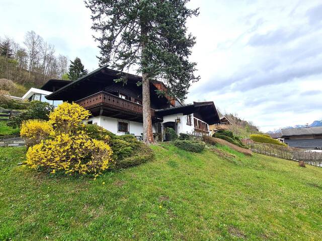 Immobilie in Högmoos - Zweitwohnsitz Chalet mit großem Grundstück und viel Potenzial, traumhafte unverbaute Panoramaaussicht auf den National Park Hohe Tauern - Bild 1