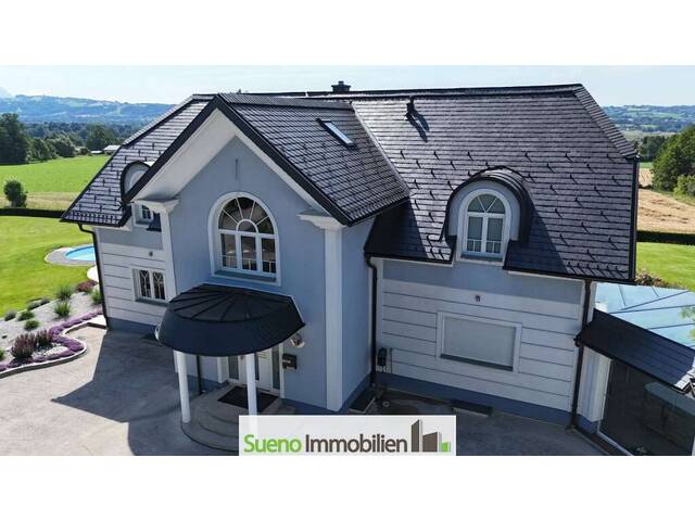 Immobilie in Nußbach - Villa auf fast 8000m2 mit eigenem Fitness-Studio, 3 Garagen, Carport, etc. - Bild 2