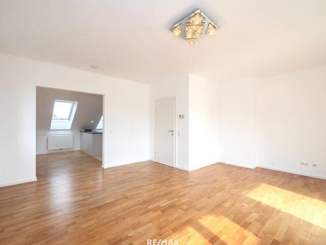 Immobilie in Neuzeug - Hochwertige 4-Zimmer-Wohnung mit traumhafter Dachterrasse, Garage & Parkplatz in sonniger Ruhelage! - Bild 0