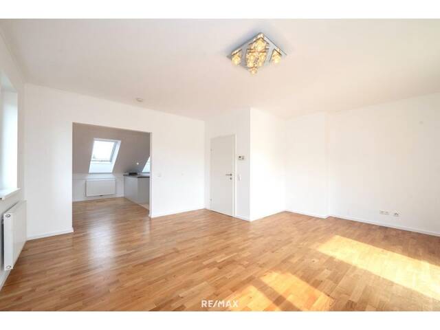 Immobilie in Neuzeug - Hochwertige 4-Zimmer-Wohnung mit traumhafter Dachterrasse, Garage & Parkplatz in sonniger Ruhelage! - Bild 3