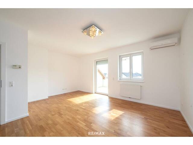 Immobilie in Neuzeug - Hochwertige 4-Zimmer-Wohnung mit traumhafter Dachterrasse, Garage & Parkplatz in sonniger Ruhelage! - Bild 4