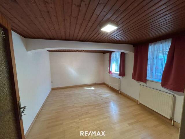 Immobilie in Palterndorf - Gemütliches Einfamilienhaus mit Carport & Innenhof auf ca. 302 m² Grundstück - Bild 1