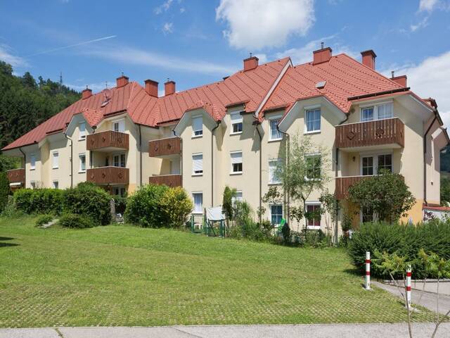 Immobilie in Lilienfeld - MARKTL-LILIENFELD II/3, geförderte Mietwohnung mit Kaufoption, Haus 2-1.OG TOP 3, 1000/00008770/00001203 - Bild 0