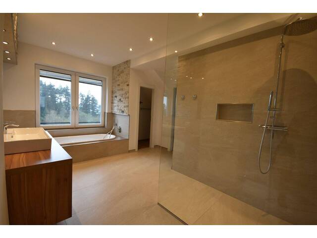 Immobilie in Rothenthurn - Alleinlage - Hochwertiges Wohnhaus mit Nebengebäuden auf ehemaliger Hofstelle - Bild 4