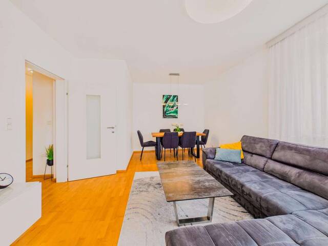 Immobilie in Enns - Hochwertige 3-Zimmer-Wohnung mit Balkon, Lift & Top-Ausstattung in Enns - Bild 2