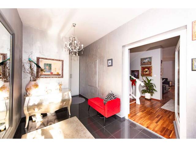 Immobilie in Thal - Exquisites Einfamilienhaus in sonniger Ruhelage von Thal bei Graz - 440 m² Gesamtfläche! - Bild 4