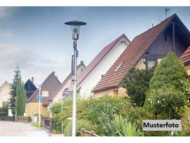 Immobilie in Wies - + Idyllisches Einfamilienhaus am Hang mit großzügiger Doppelgarage - Bild 0