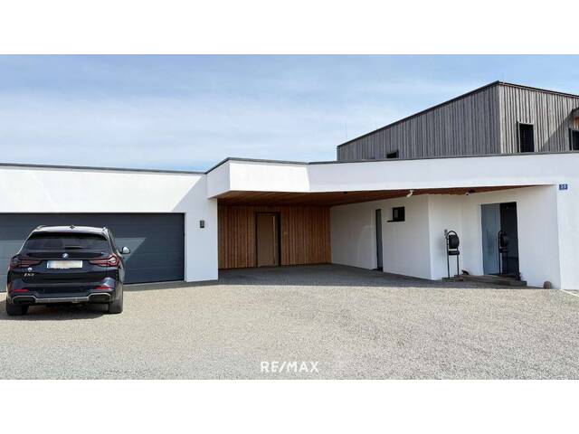 Immobilie in Gerersdorf bei Güssing - Architektenhaus in sonniger Ruhelage mit Spiral-Weinkeller, Infinity Pool und Burgblick - Bild 1