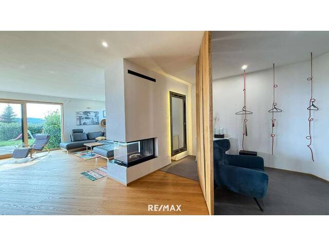 Immobilie in Gerersdorf bei Güssing - Architektenhaus in sonniger Ruhelage mit Spiral-Weinkeller, Infinity Pool und Burgblick - Bild 4