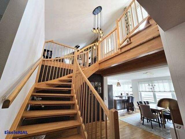 Immobilie in Harmannsdorf - Exklusive Top Wohnung - traumhafte Dachterrasse - zuzüglich Wohnbauförderung - Bild 2