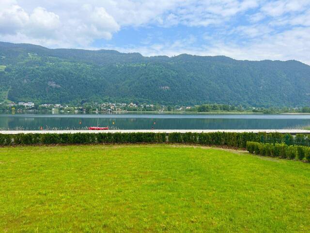 Immobilie in Alt-Ossiach - Erstbezug-SEEBUNGALOW am traumhaften Ossiachersee mit Seeblickschlafräumlichkeiten - Bild 2