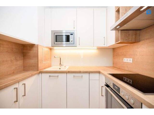 Immobilie in Tulln an der Donau - Gepflegte Gartenwohnung mit hochwertiger Ausstattung in Tulln: 2 Zimmer 46m² plus Terrasse 11m² und eigenem Garten! 25m² /optionale Tiefgarage - Bild 2