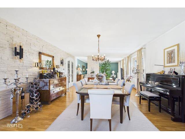 Immobilie in Landskron - NEUES ANGEBOT: Stilvolles Mehrfamilienhaus mit separater Wohneinheit - Bild 2