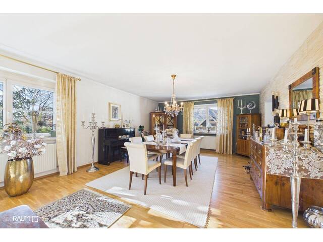 Immobilie in Landskron - NEUES ANGEBOT: Stilvolles Mehrfamilienhaus mit separater Wohneinheit - Bild 4