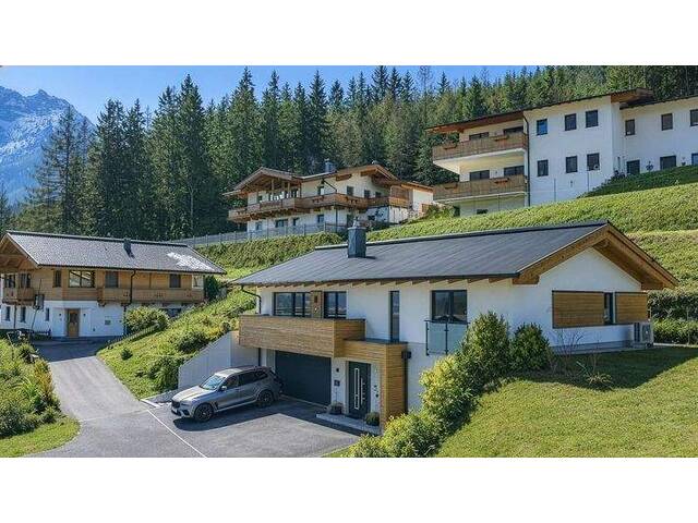 Immobilie in Waidring - Modernes Einfamilienhaus in Toplage - Bild 0