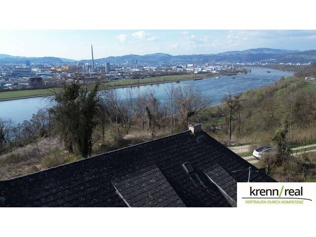 Immobilie in Steyregg - Altbestand in toller Lage (mit ca. 45.000 m² Nutzgrund) und Blick auf Linz - Bild 0