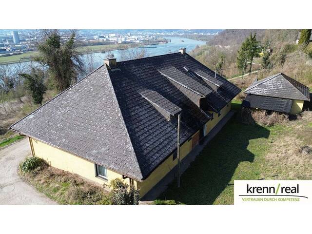 Immobilie in Steyregg - Altbestand in toller Lage (mit ca. 45.000 m² Nutzgrund) und Blick auf Linz - Bild 1