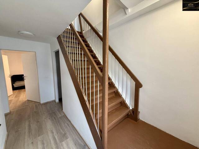 Immobilie in Moosbrunn - Modernisiertes 4-Zi-Reihenhaus in ruhiger Lage – 2440 Moosbrunn mit Fußbodenheizung, Luftwärmepumpe! - Bild 4