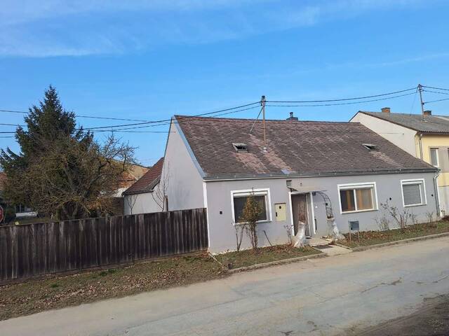 Immobilie in Klein-Harras - Saniertes Haus mit Top Energieeffizienz & 1000m² Grundstück - provisionsfrei direkt vom Eigentümer - Bild 1