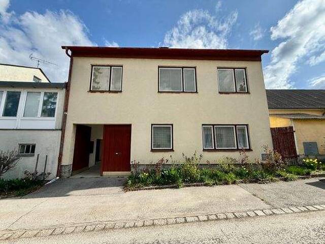Immobilie in Pernersdorf - Ihr neues Zuhause nahe Retz - charmantes Einfamilienhaus mit Garten und viel Gestaltungspotenzial - Bild 0