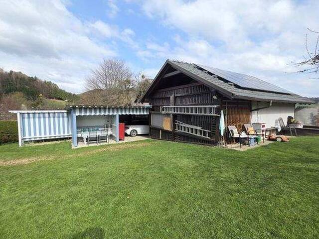 Immobilie in Eibiswald - Sehr gepflegtes Wohnhaus mit separaten Nebengebäude und Langcarport in ländlicher und sonniger Sackgassenlage - Bild 2