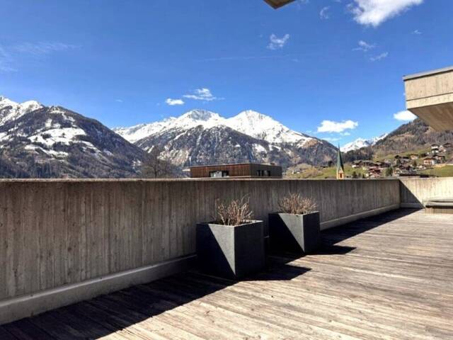 Immobilie in Lienz - Sichtbeton und klare Formen! Architektonische Besonderheit mit Freizeitwohnsitzwidmung in Osttirol! - Bild 2