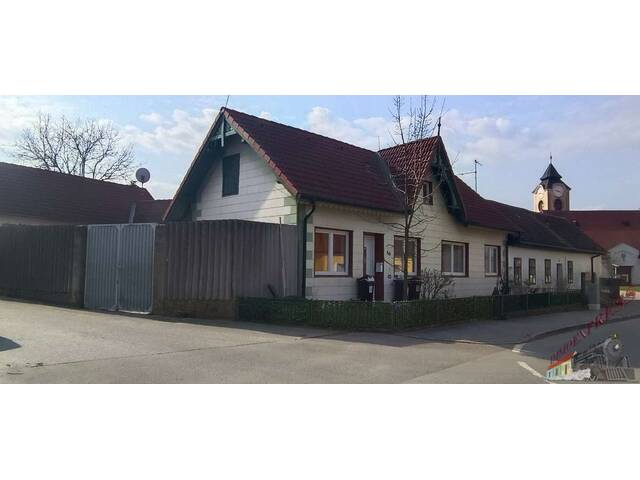 Immobilie in Weyerburg - Charmantes Einfamilienhaus mit Nebengebäude, Weinkeller & vielseitigen Nutzungsmöglichkeiten - Bild 0