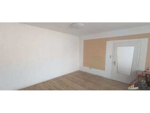 Immobilie in Weyerburg - Charmantes Einfamilienhaus mit Nebengebäude, Weinkeller & vielseitigen Nutzungsmöglichkeiten - Bild 4