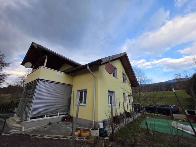 Immobilie in Maria Rojach - Großzügiges Haus in Maria Rojach mit Terrasse, Balkon, Kamin & Solar! - Bild 0