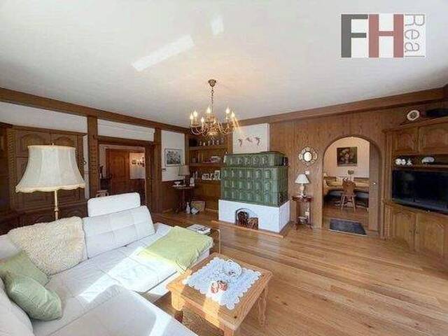 Immobilie in Riederberg - Gediegenes Einfamilienhaus mit herrlichem Garten und Schwimmteich in absoluter Ruhelage! - Bild 2