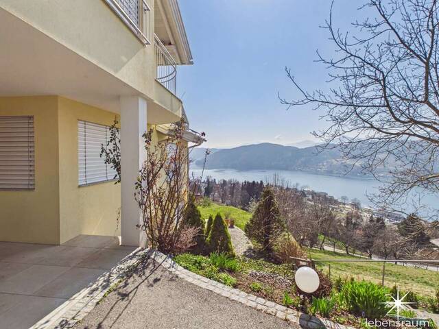 Immobilie in Millstatt am See - Panorama-Residenz Millstatt: Wo Wohndesign auf grenzenlose Freiheit trifft. Exklusives Anwesen mit Seeblick. - Bild 0