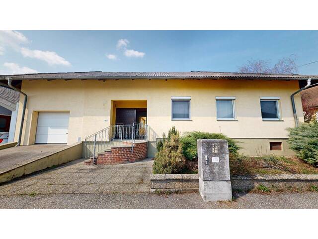 Immobilie in Franzensdorf - Einfamilienhaus mit Garten in Franzensdorf - Bild 0