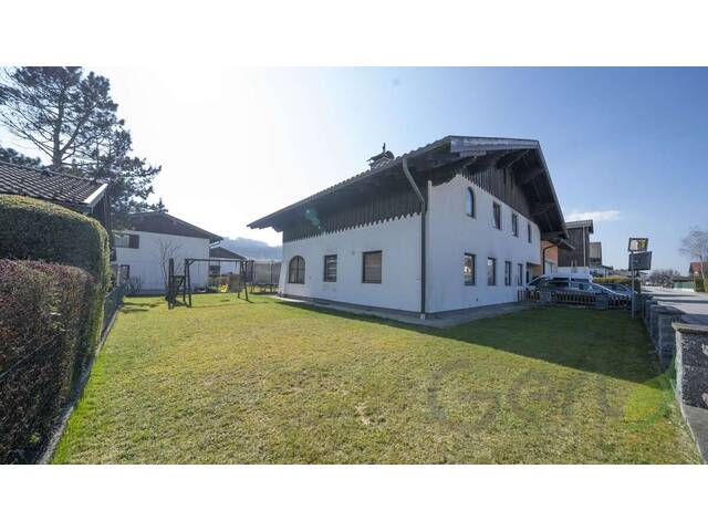 Immobilie in Thalgau - Renovierungsbedürftiges Mehrfamilienhaus in bester Lage Thalgau - Bild 1