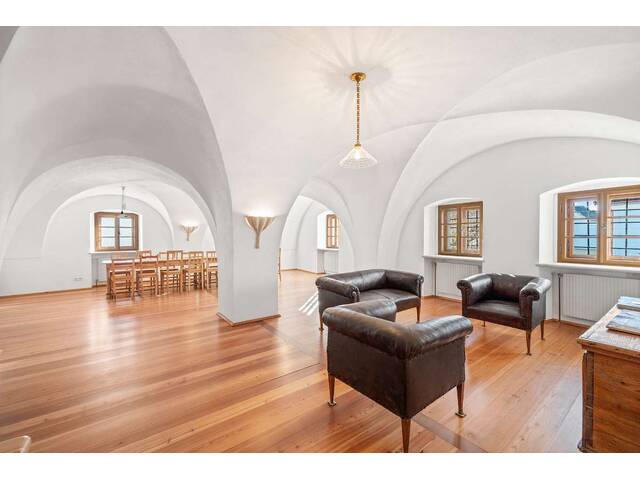 Immobilie in Breitenbrunn - Wohnen mit Seele: Liebevoll erhaltener Streckhof in Ruhelage mit Blick auf den Neusiedler See - Bild 0