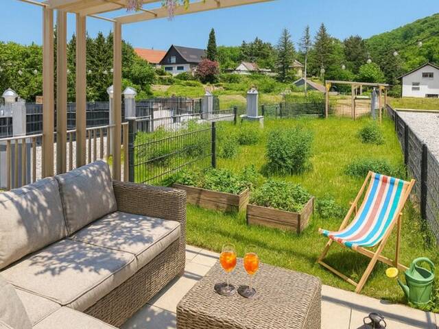 Immobilie in Kaltenleutgeben - FRÜHJAHRSAKTION!! Ein Platz, der mehr kann als wohnen. Wohnen mit WOW-Effekt! Riesiger Balkon und Terrasse + Privater Dachgarten + Grün wohin das Auge reicht + Luftwärmepumpe! - Bild 0