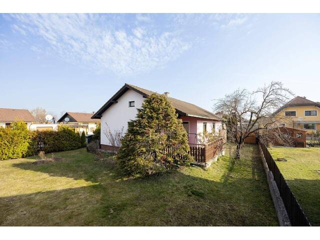 Immobilie in Günselsdorf - Schönes Einfamilienhaus in einer ruhigen Siedlung - Bild 0