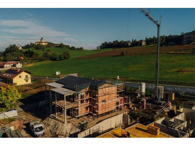 Immobilie in Ehrenhausen - Weinregion Südsteiermark: Renditestarke Wohnung mit Blick auf Schloss Ehrenhausen! - Bild 2