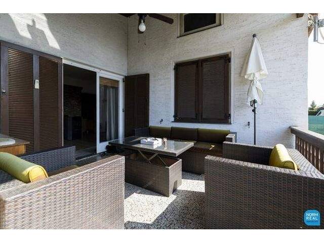 Immobilie in Theresienfeld - Charmantes Einfamilienhaus mit Schwimmbad und Garage in Theresienfeld - Bild 3