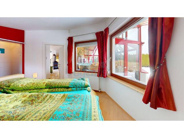 Immobilie in Pollingberg - Preisu-pdate - Exklusives Architektenhaus jetzt € 590.000,- - Bild 1