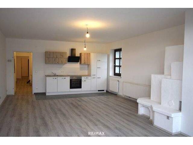 Immobilie in Traisen - In Traisen: Wohnung 88m²- renoviert- mit großer Terrasse tollem Ausblick für nur 119.000 € zzgl. 7.000 € für Parkplatz! - Bild 0