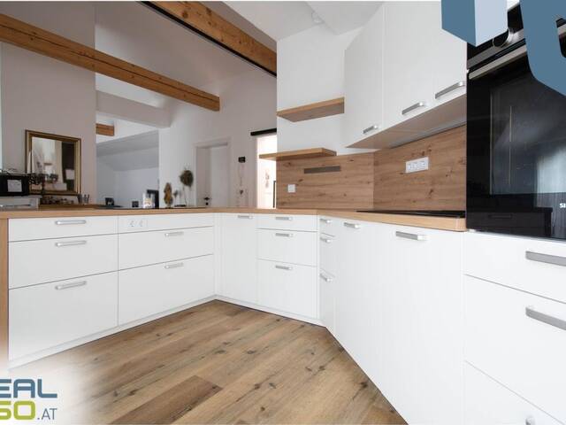 Immobilie in Langenstein - EDLE 4-Zimmer Dachgeschoßwohnung in Ruhelage mit Klimaanlage und SW-Fernblick! - Bild 1