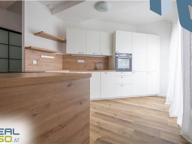 Immobilie in Langenstein - EDLE 4-Zimmer Dachgeschoßwohnung in Ruhelage mit Klimaanlage und SW-Fernblick! - Bild 2